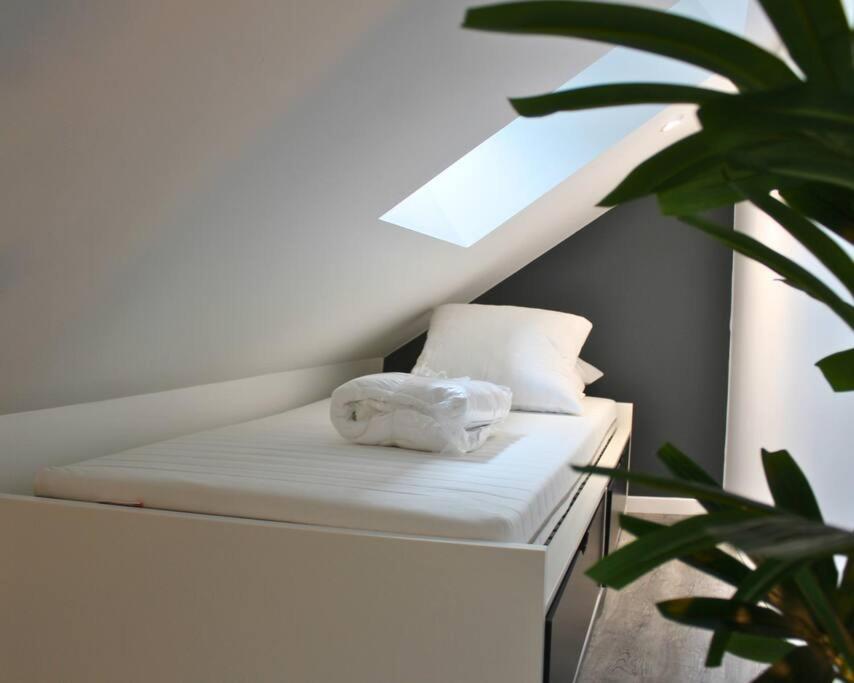 Yokohama, Duplex Avec Jardin Lejlighed Bourges Eksteriør billede