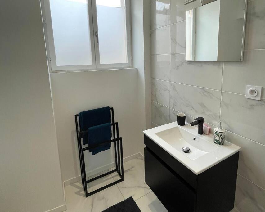 Yokohama, Duplex Avec Jardin Lejlighed Bourges Eksteriør billede